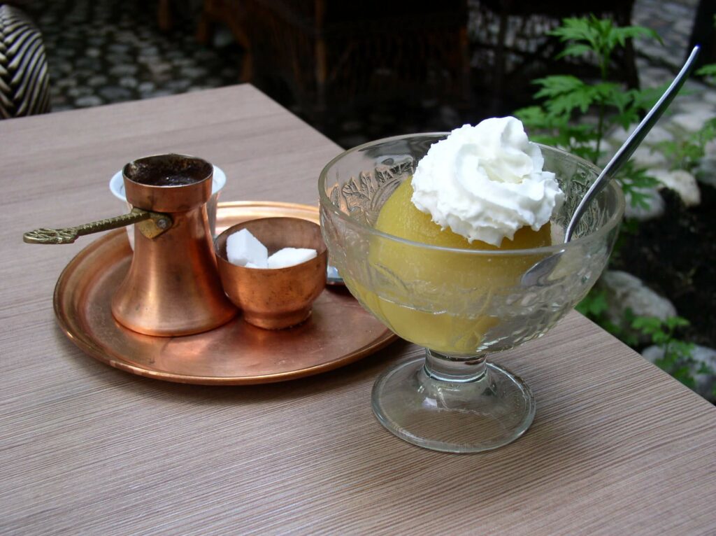 Tufahija bosnisches dessert