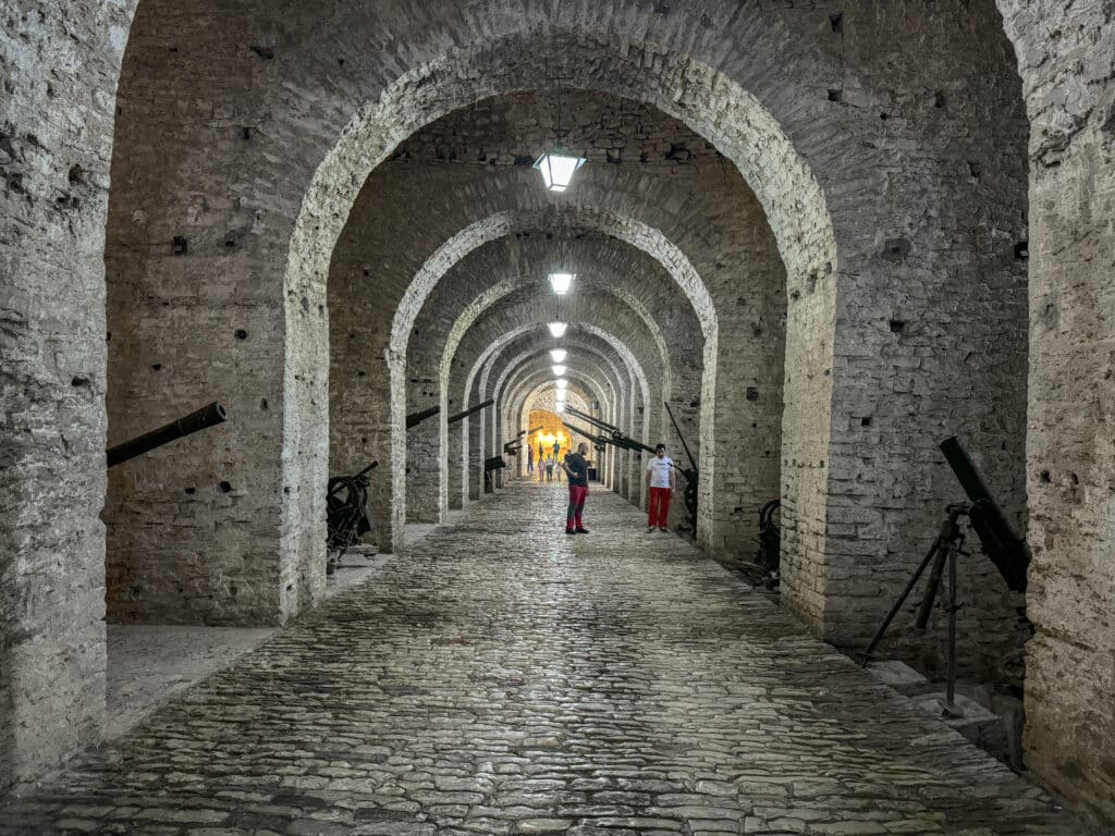 bögen burg gjirokaster