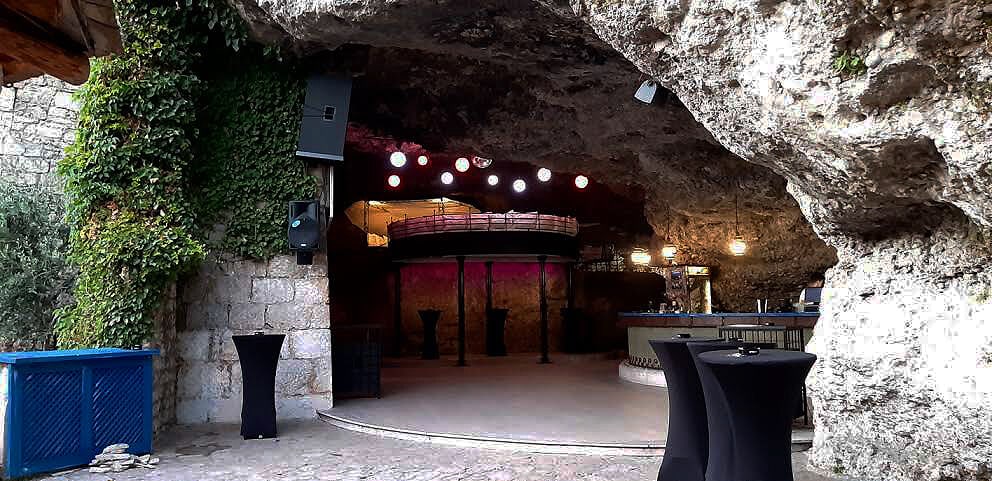 höhlen restaurant