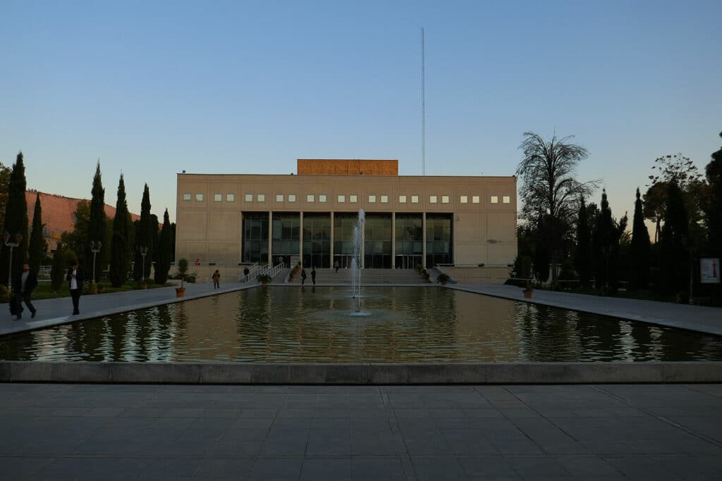 nationale bibliothek shiraz
