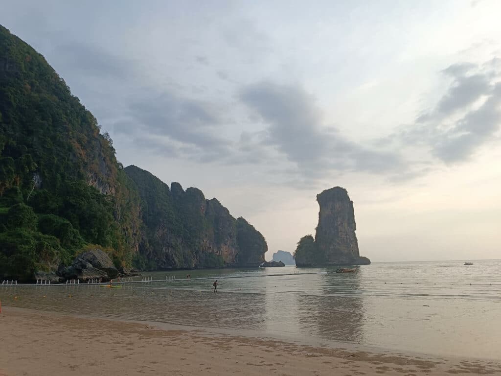 Pai Plong Beach