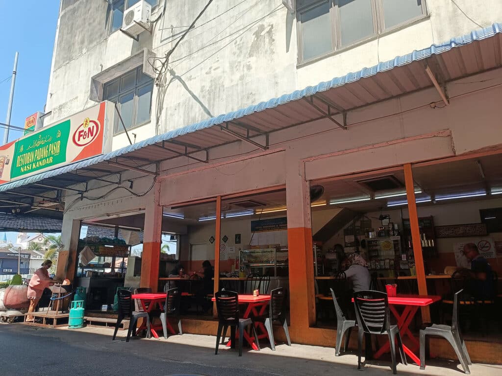 Restoran Padang Pasir