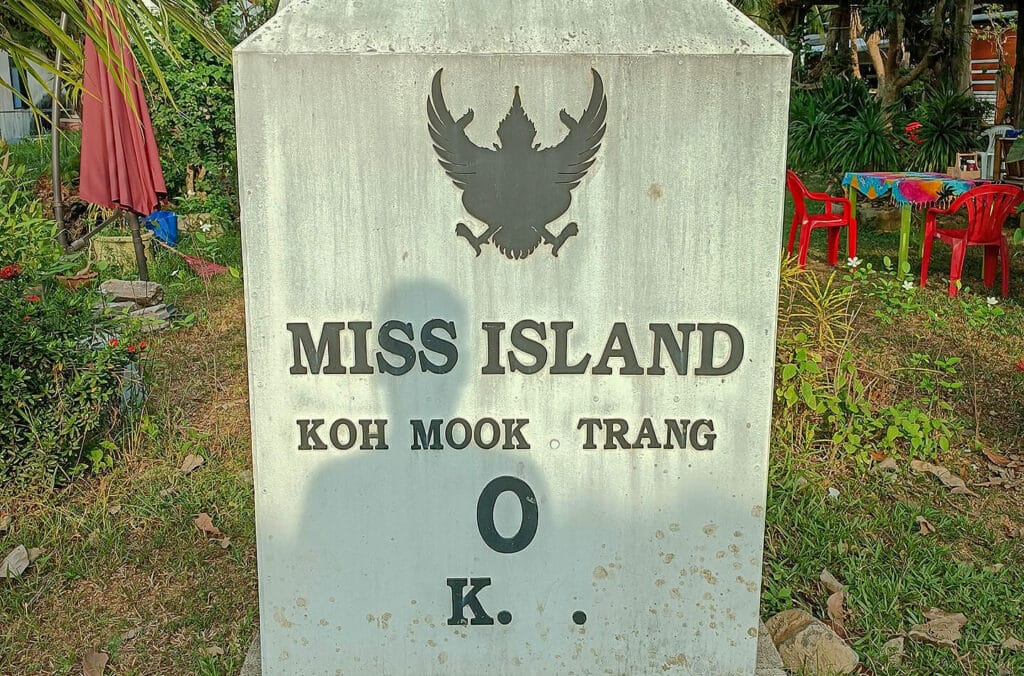 miss island koh mook kilometer 0