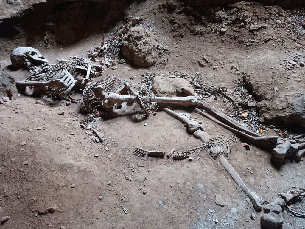 skelett Khao Khanap Nam Höhle