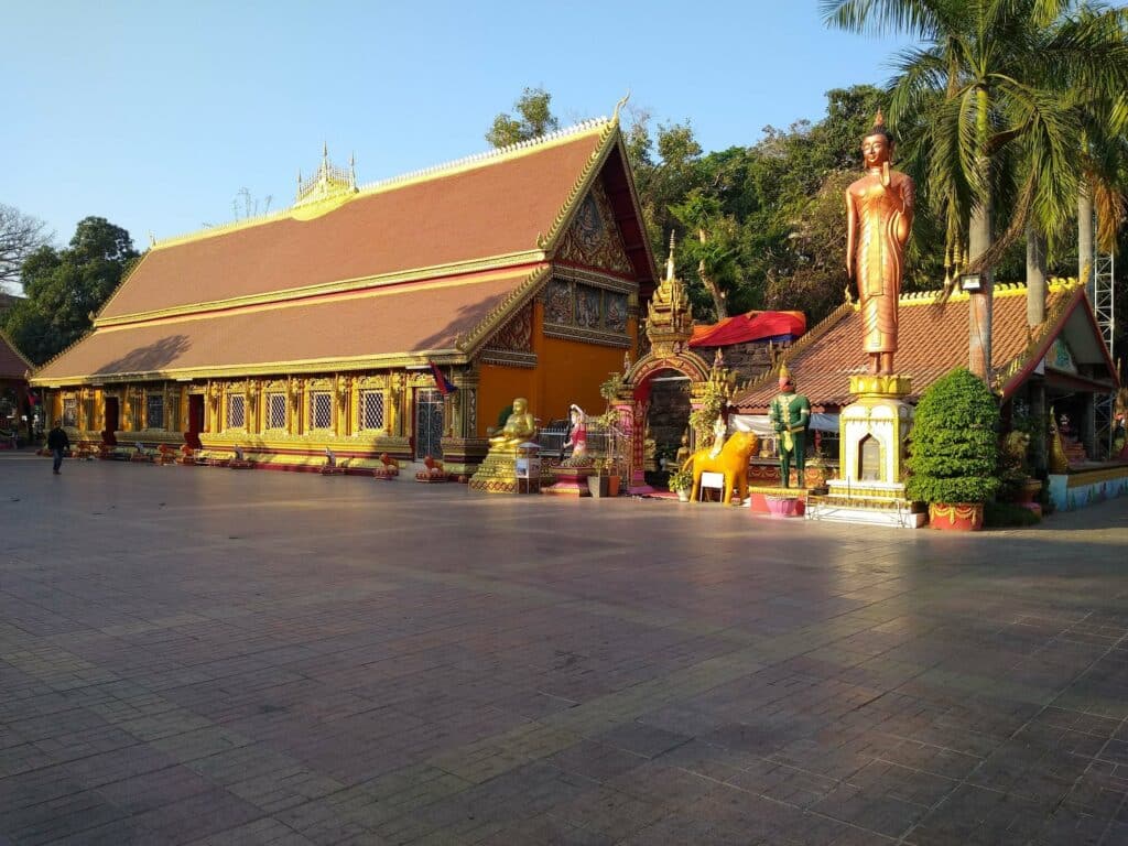 wat si muang