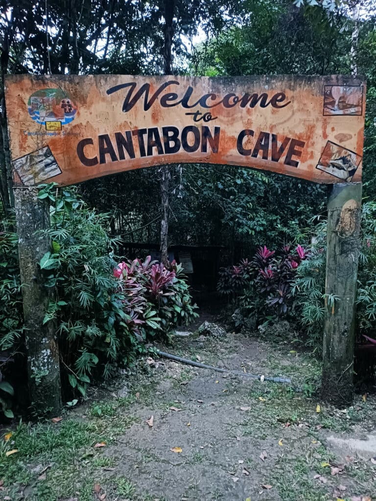Cantanbon Cave