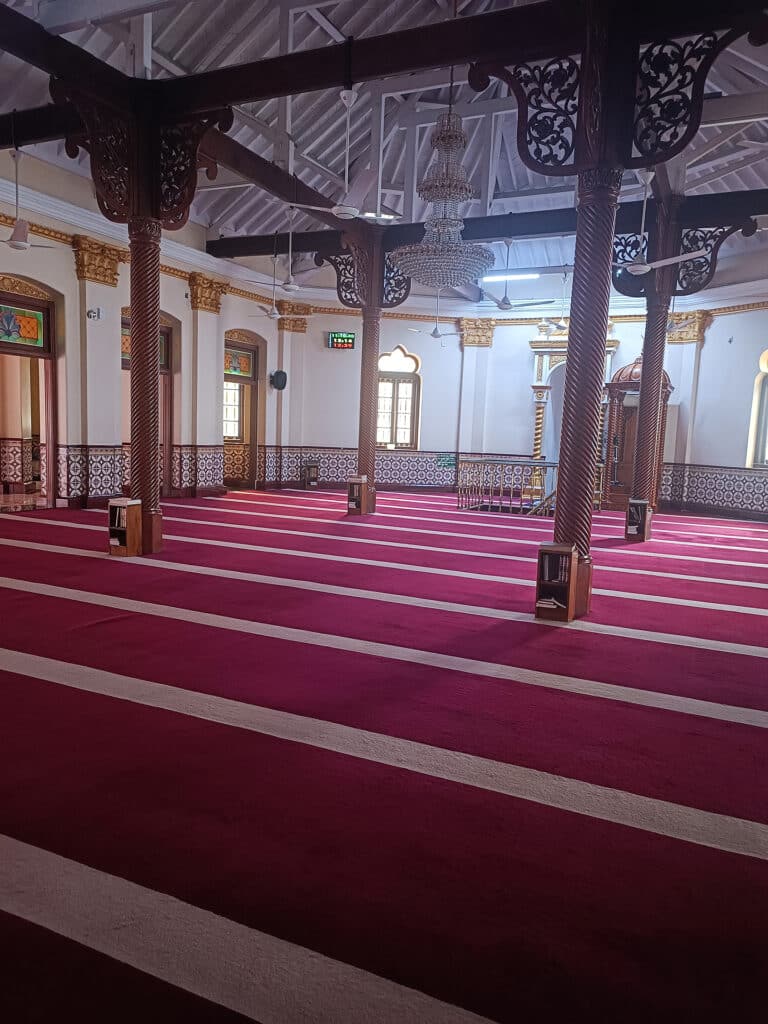 Jami Ul-Alfar Mosque 3
