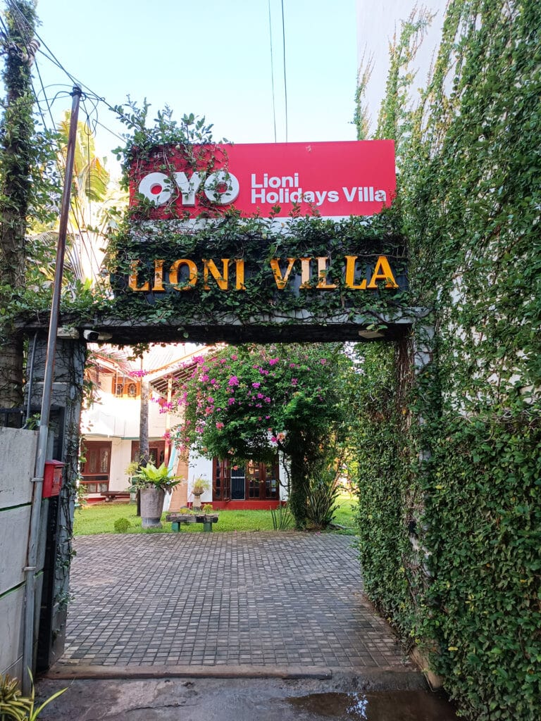 lioni villa negombo