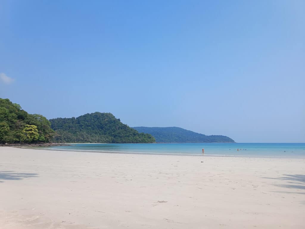 khlong hin beach 2