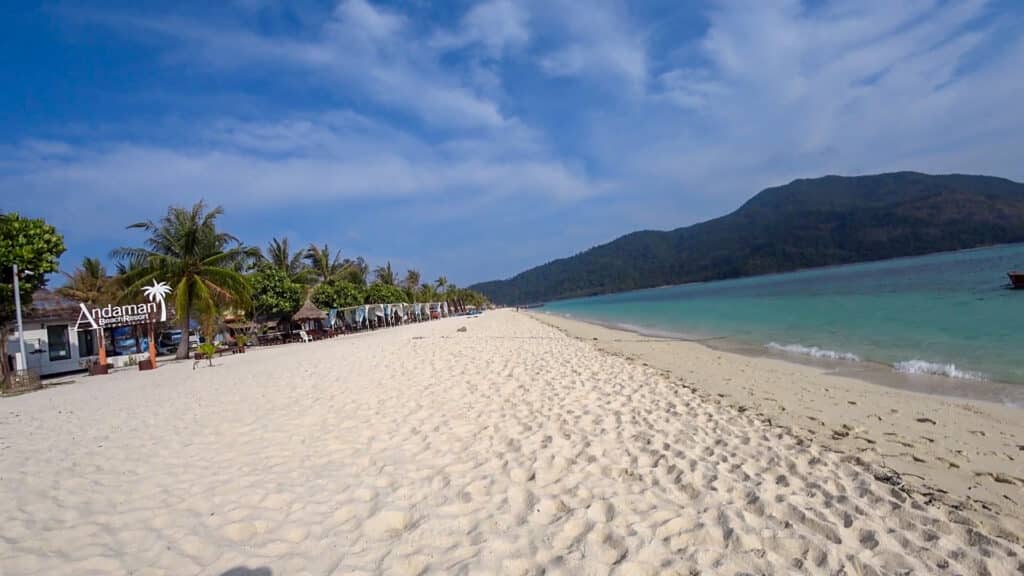 sunrise beach koh lipe