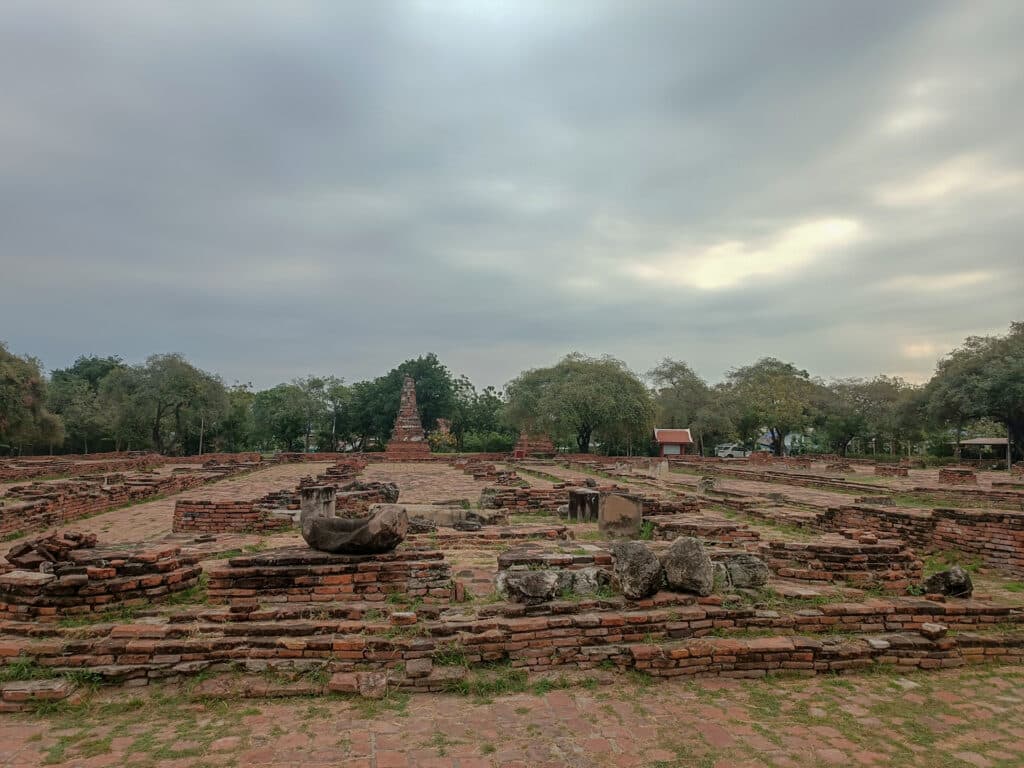 wat phra ram 3