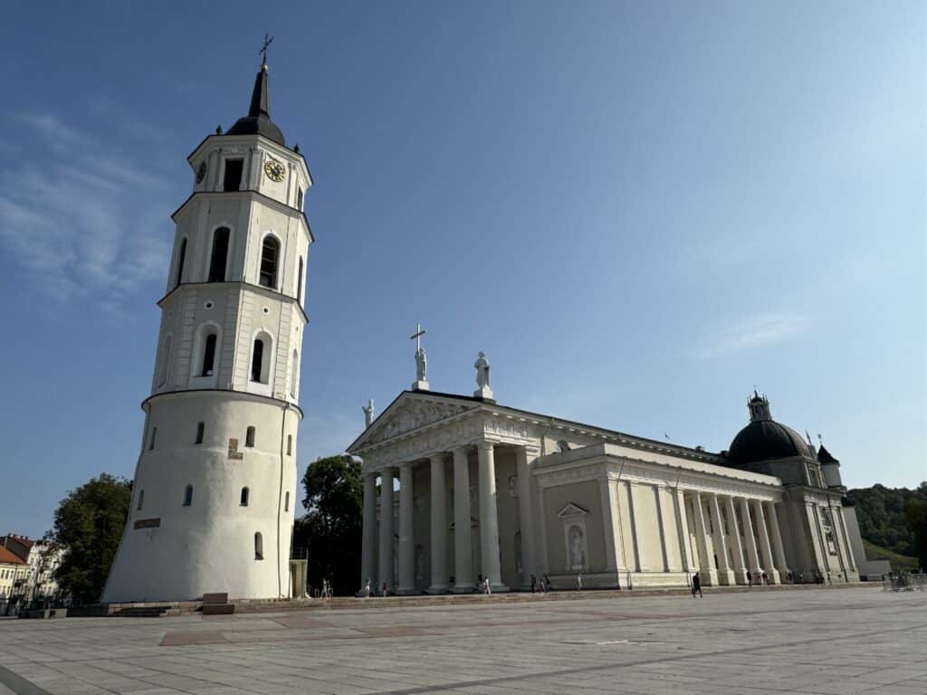 Kathedralenplatz vilnius