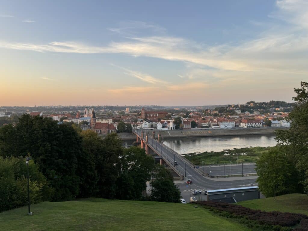 sonnenuntergang aleksotas aussichtspunkt