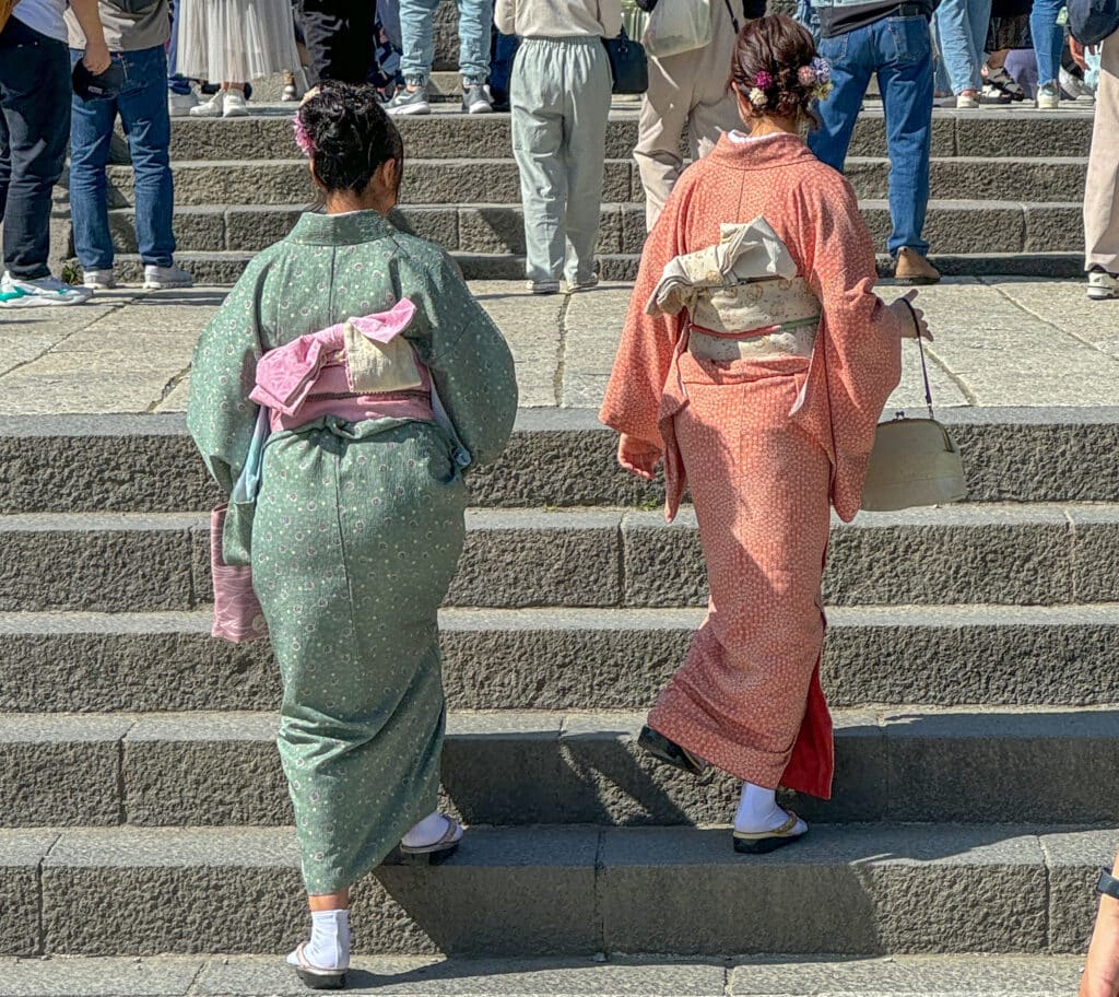 kamakura geisha kimono