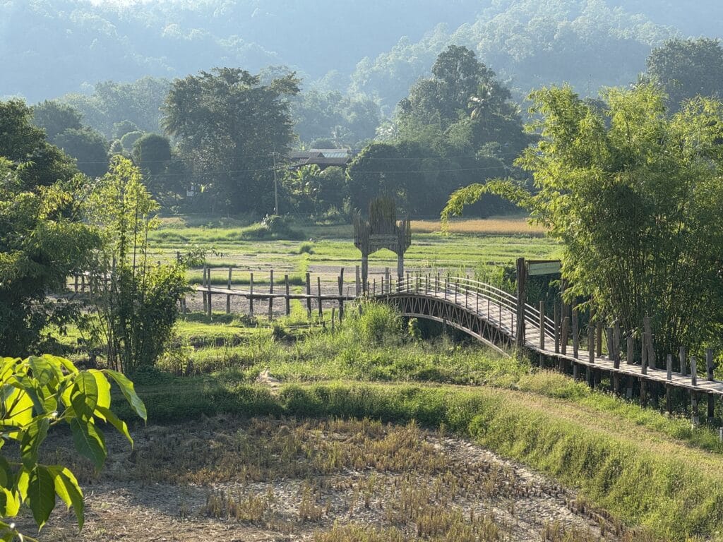 Su Tong Pae Bridge