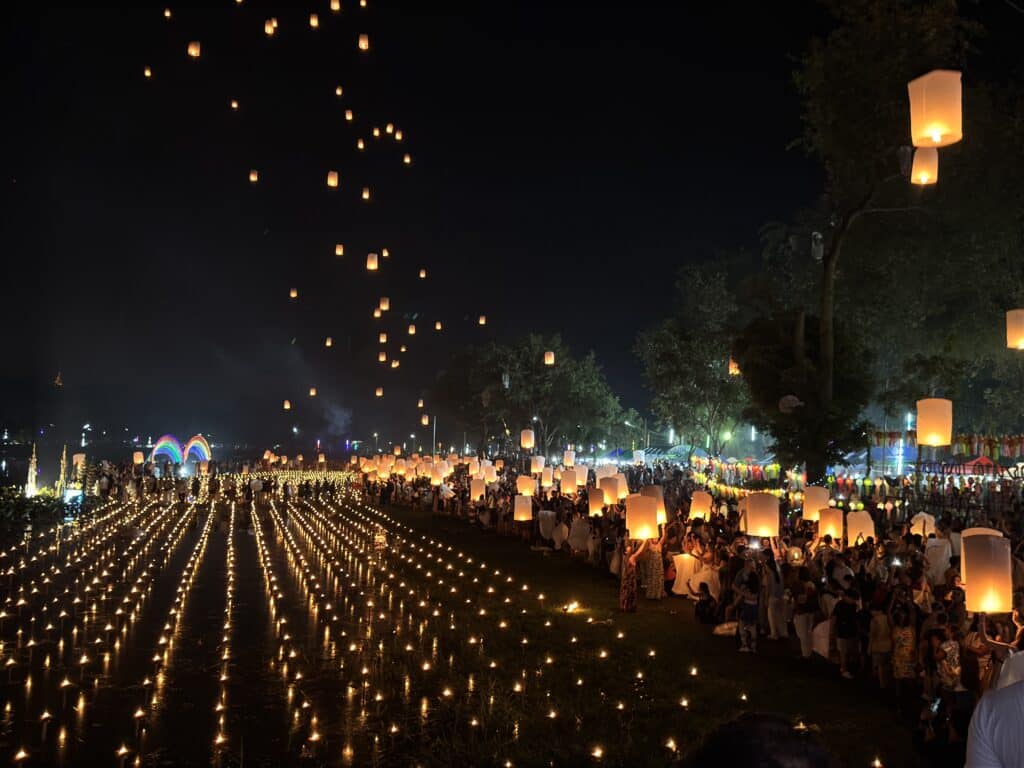 Yi Peng Laternenfest Doi Saket 2