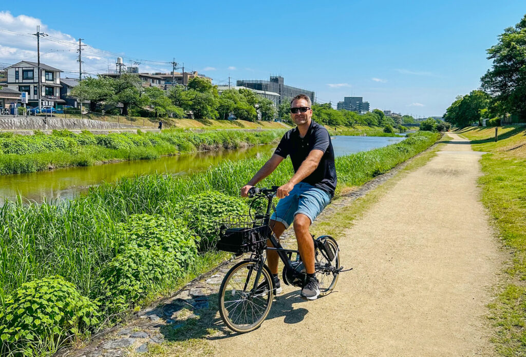 fahrrad fluss kyoto