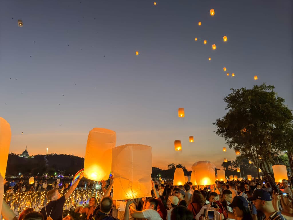 yi peng festival chiang mai nähe