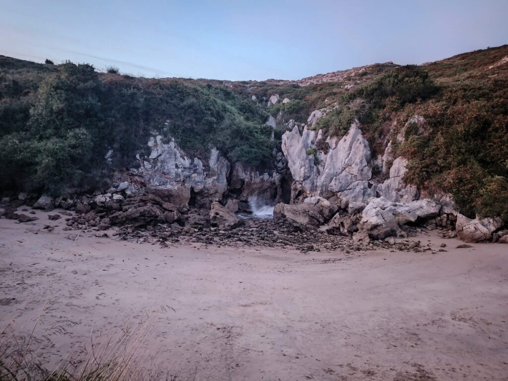 Playa de Gulpiyuri