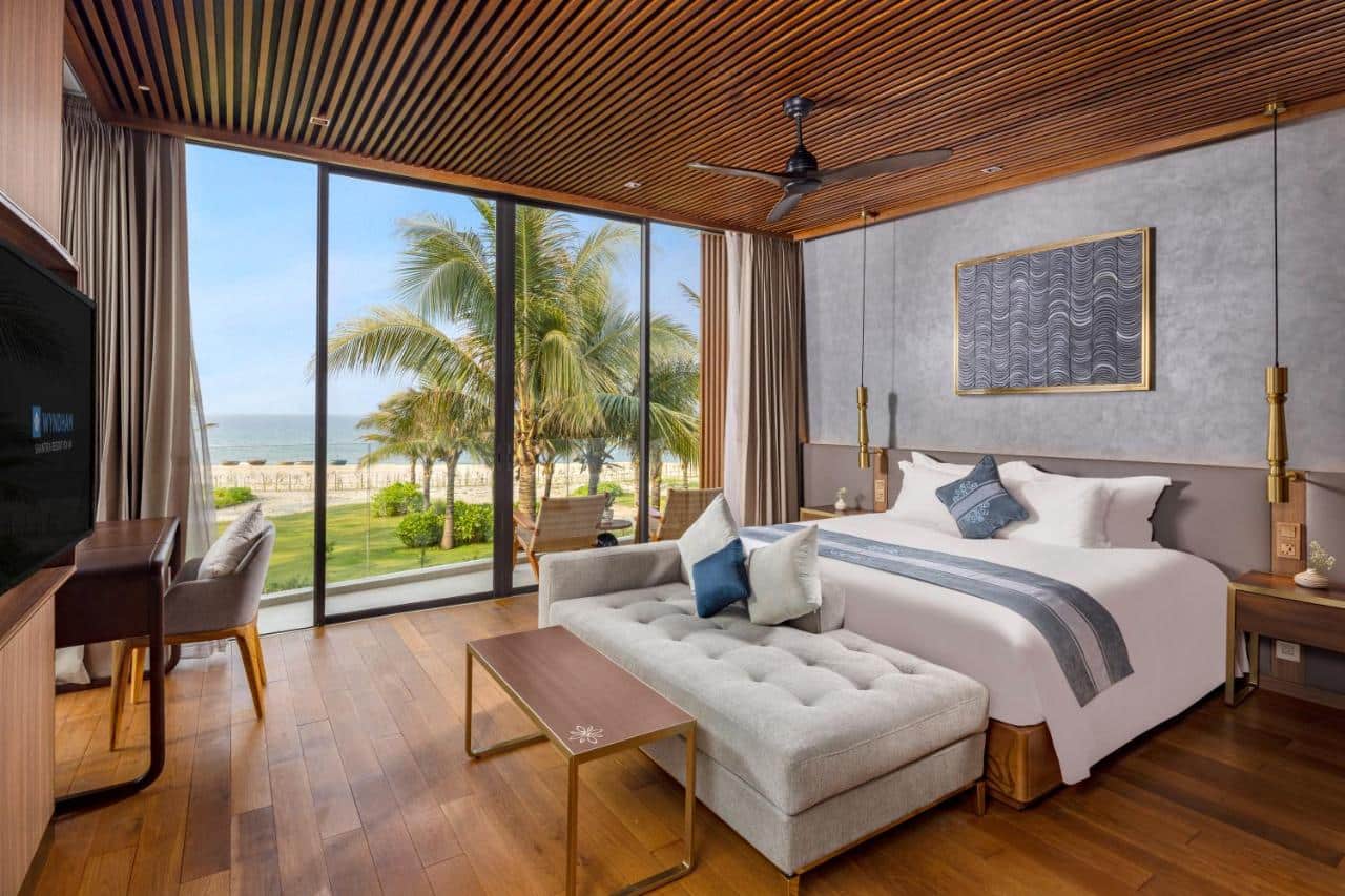 Wyndham Hoi An Royal Beachfront Resort & Villas