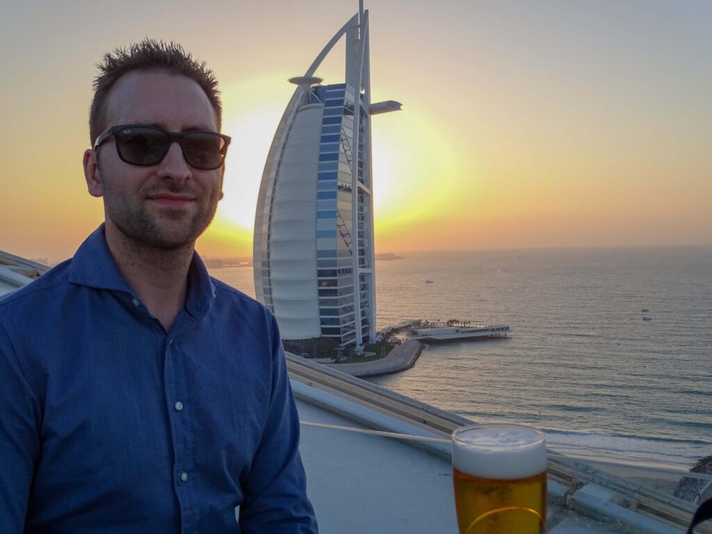 jumeirah beach hotel sundowner