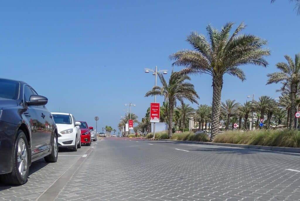 palm jumeirah corniche
