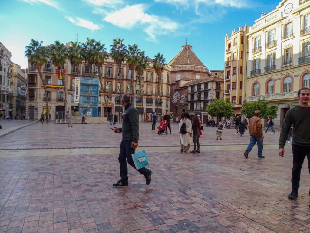 plaza de la constituicion malaga, fußgänger