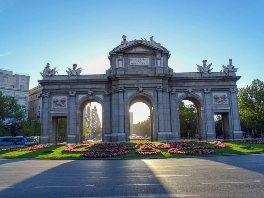 puerta del alcala madrid