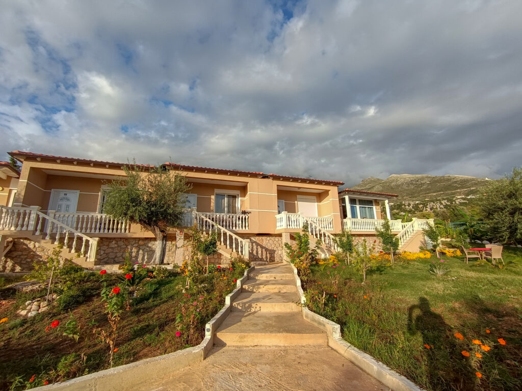 essos villas dhermi