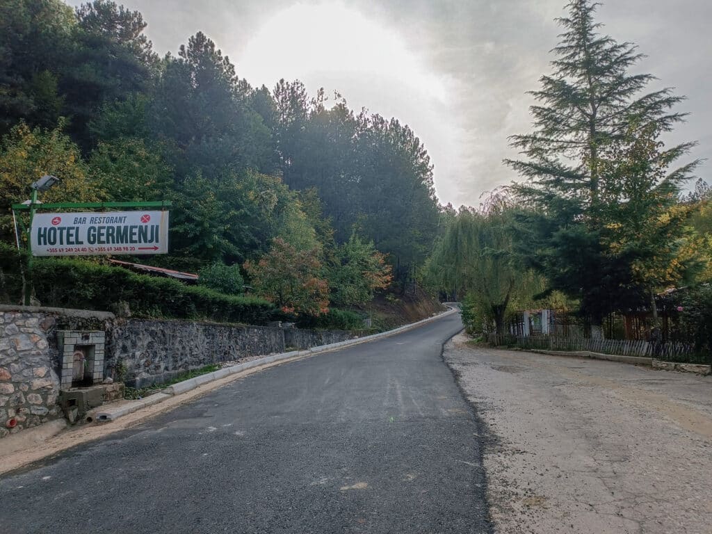 neue straße albanien