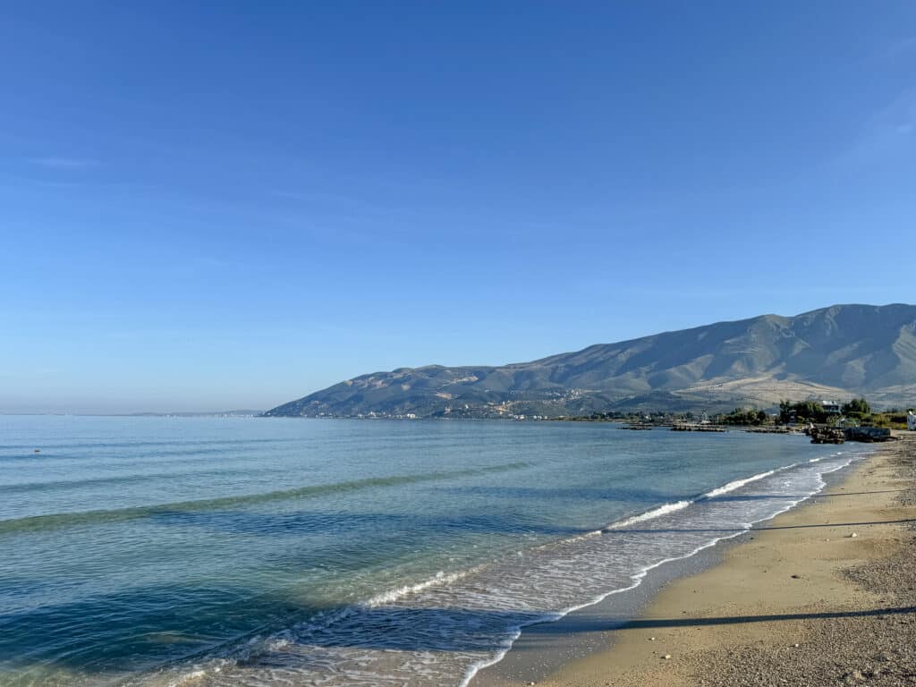 strand, klares wasser,