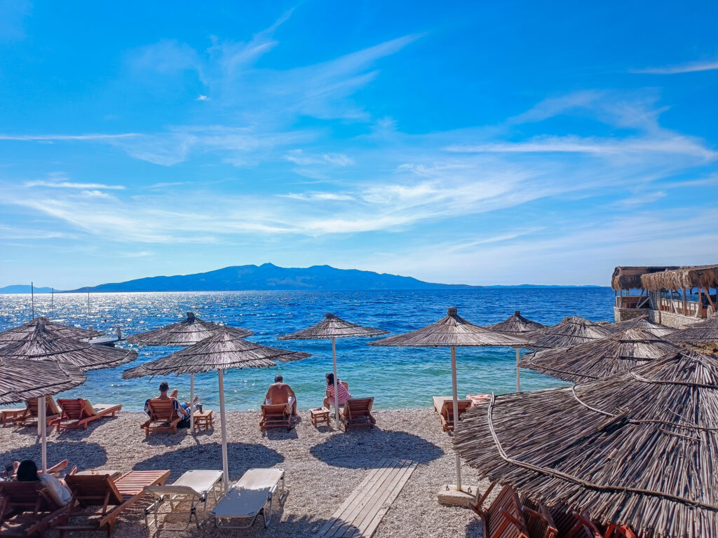 saranda september wetter