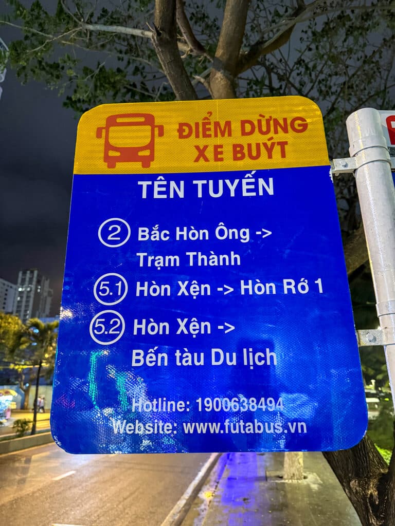 bus stop nha trang