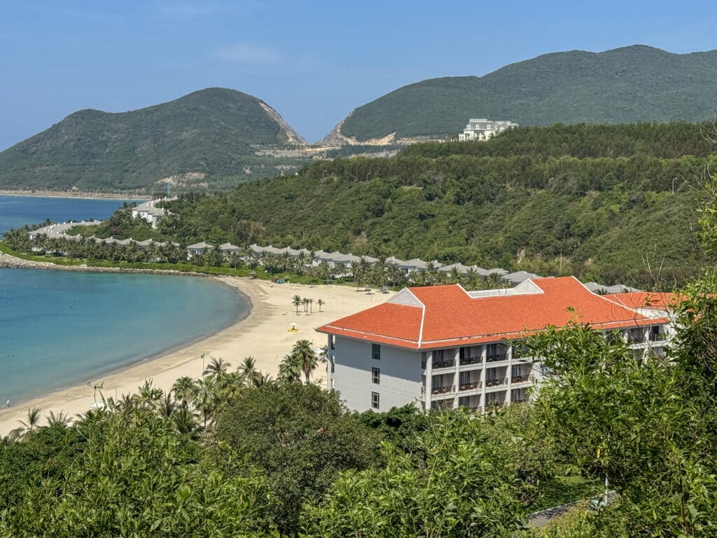nha trang vinwonders beach