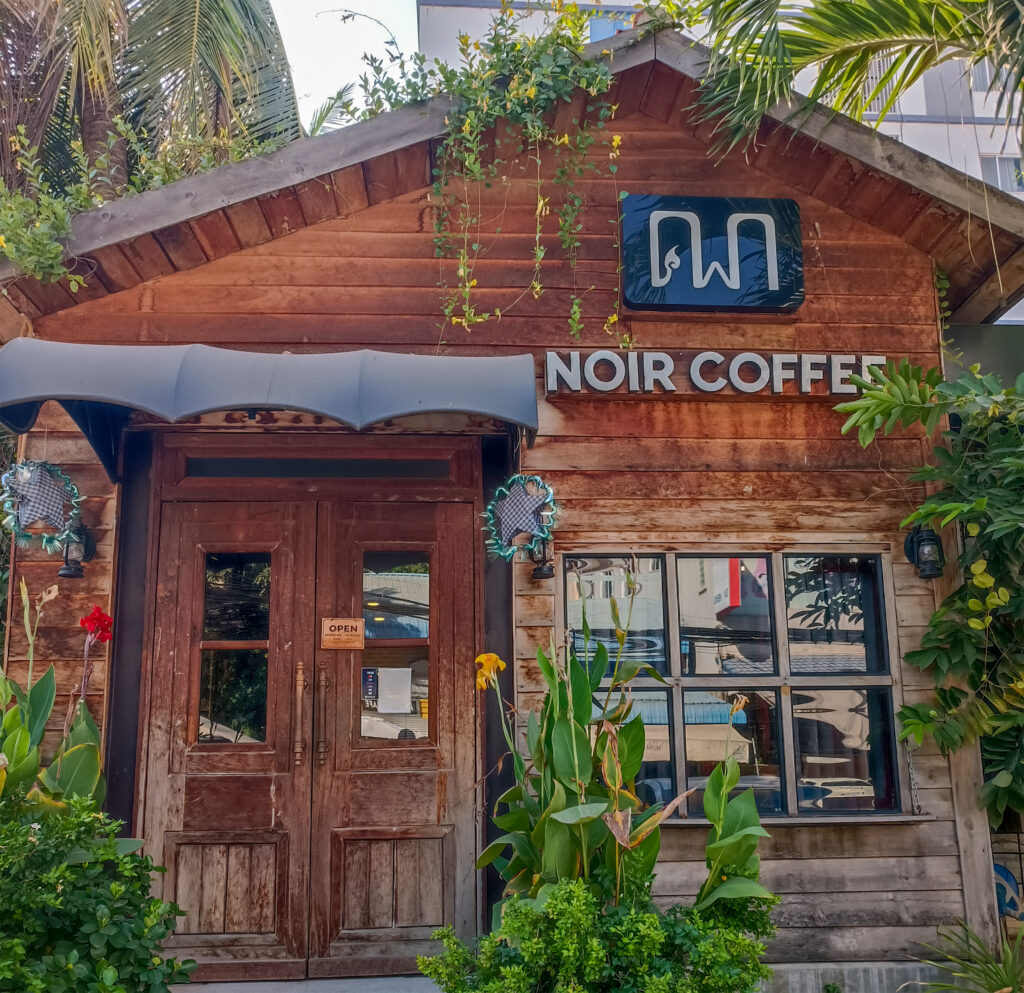 noir coffee phnom penh