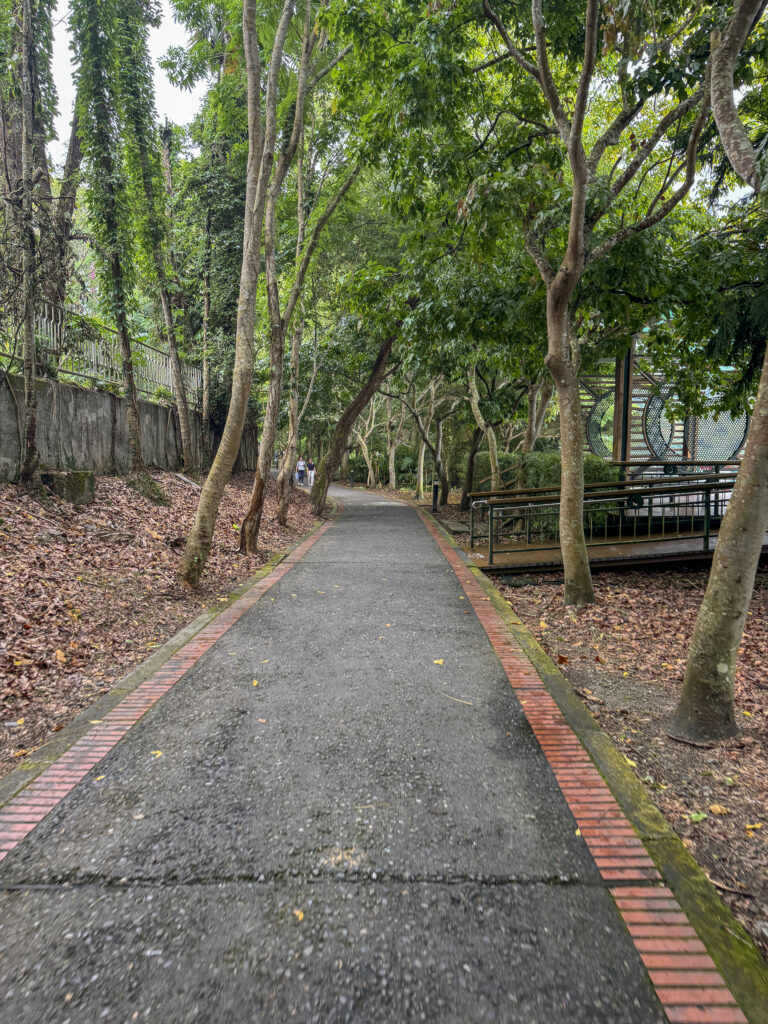 sun moon lake trail